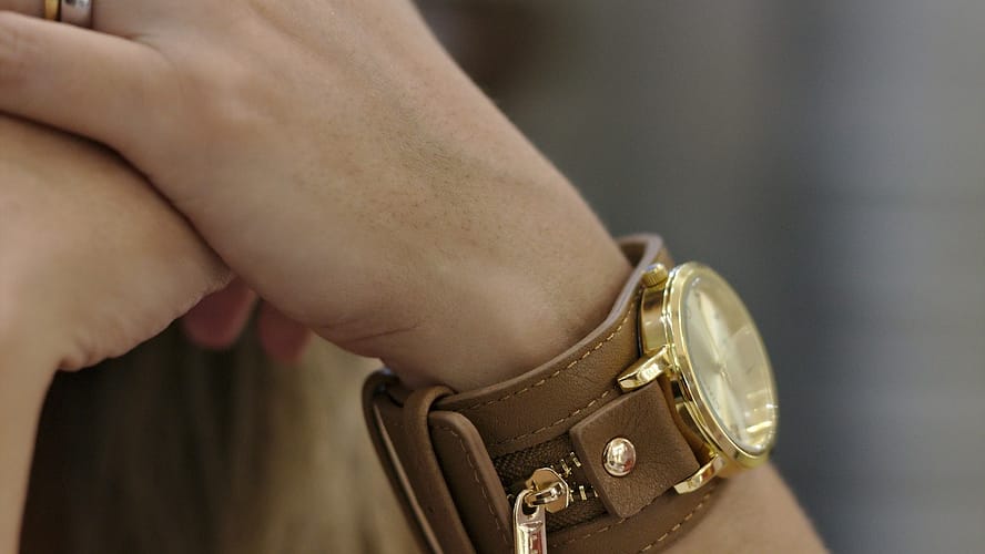 Why Do Women Still Need a Watch?
